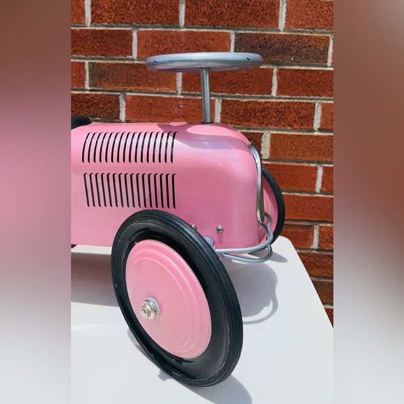 PBK POTTERY BARN Pink Kids Toy Ride On Pedal Car Speedster Racer EUC - Picture 6 of 8